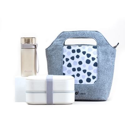Kid Friendly Eco Plastic BPA Free Lunch Box with Cutlery in 2 Layer Storage Container